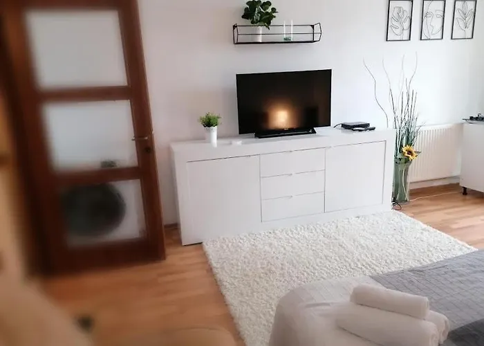 Nexus Studio Deluxe